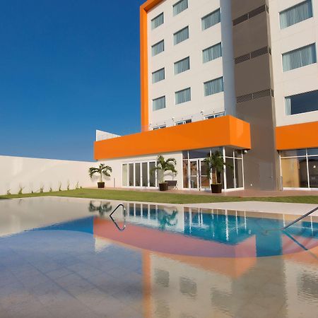 Hampton Inn & Suites By Hilton Paraiso Paraíso Exterior foto