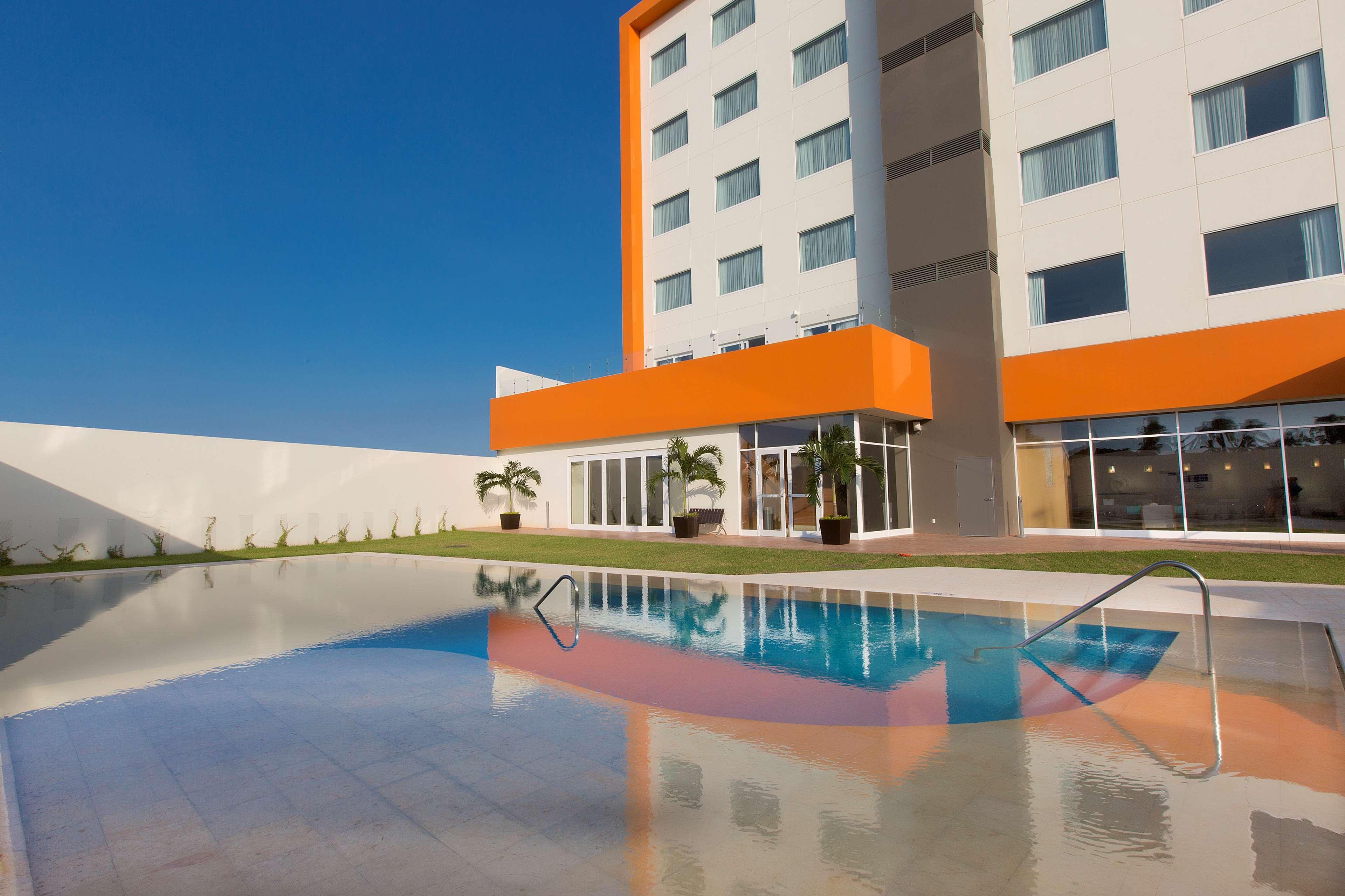 Hampton Inn & Suites By Hilton Paraiso Paraíso Exterior foto