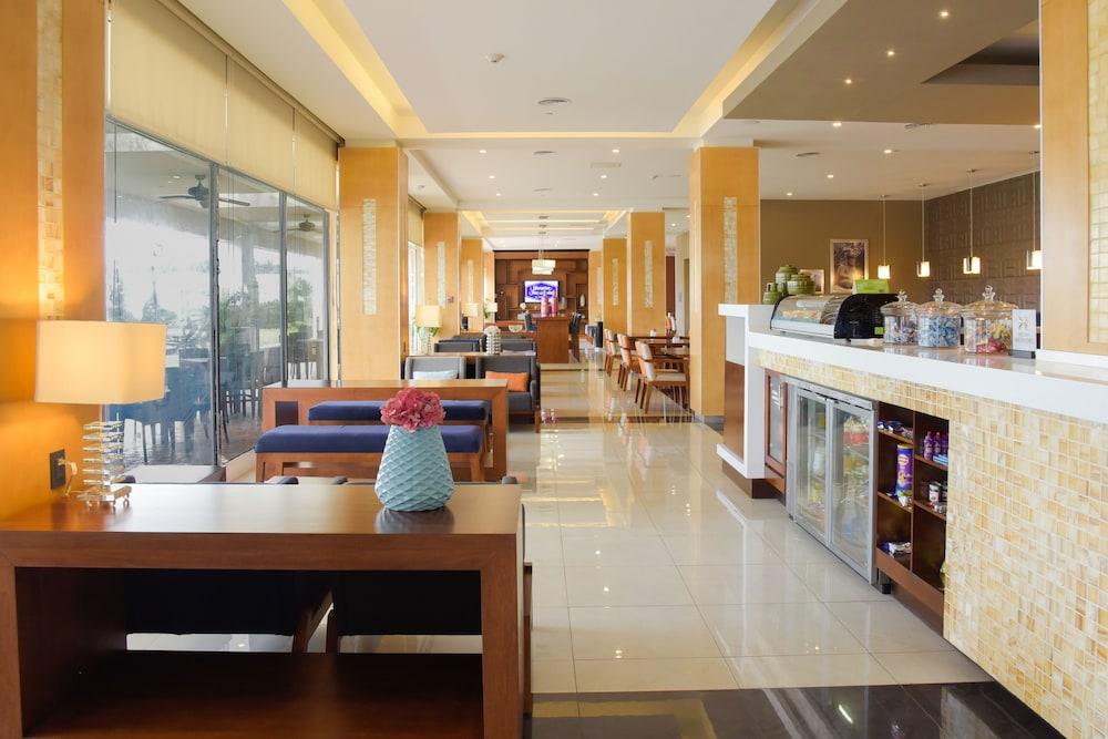 Hampton Inn & Suites By Hilton Paraiso Paraíso Exterior foto