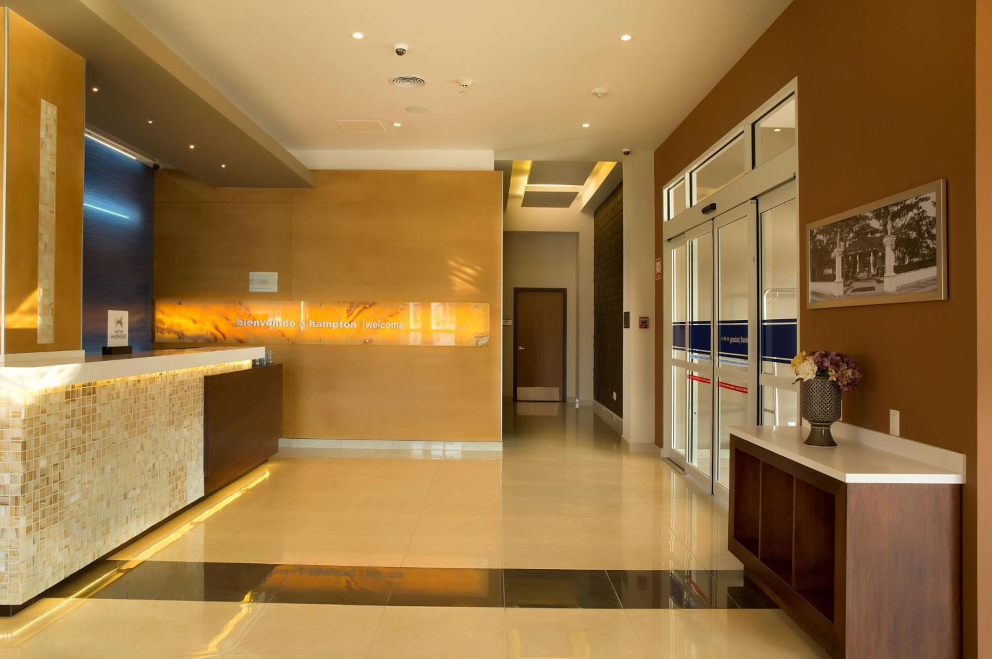 Hampton Inn & Suites By Hilton Paraiso Paraíso Exterior foto
