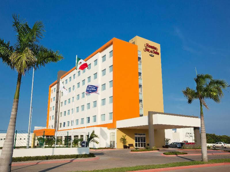 Hampton Inn & Suites By Hilton Paraiso Paraíso Exterior foto